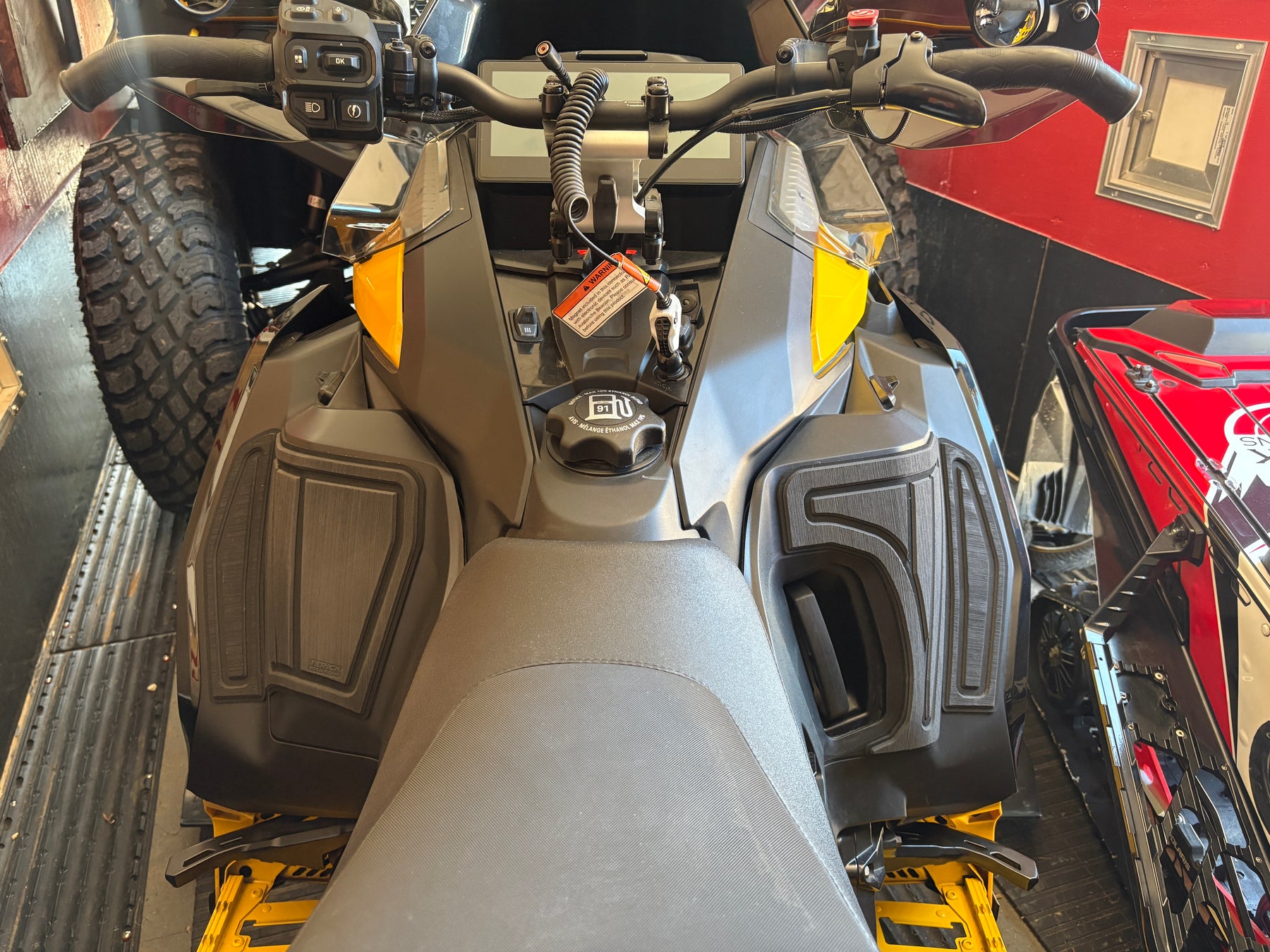Gen 5 With Pull Start Ski Doo Snowmobile Knee Pads by Terick Solutions