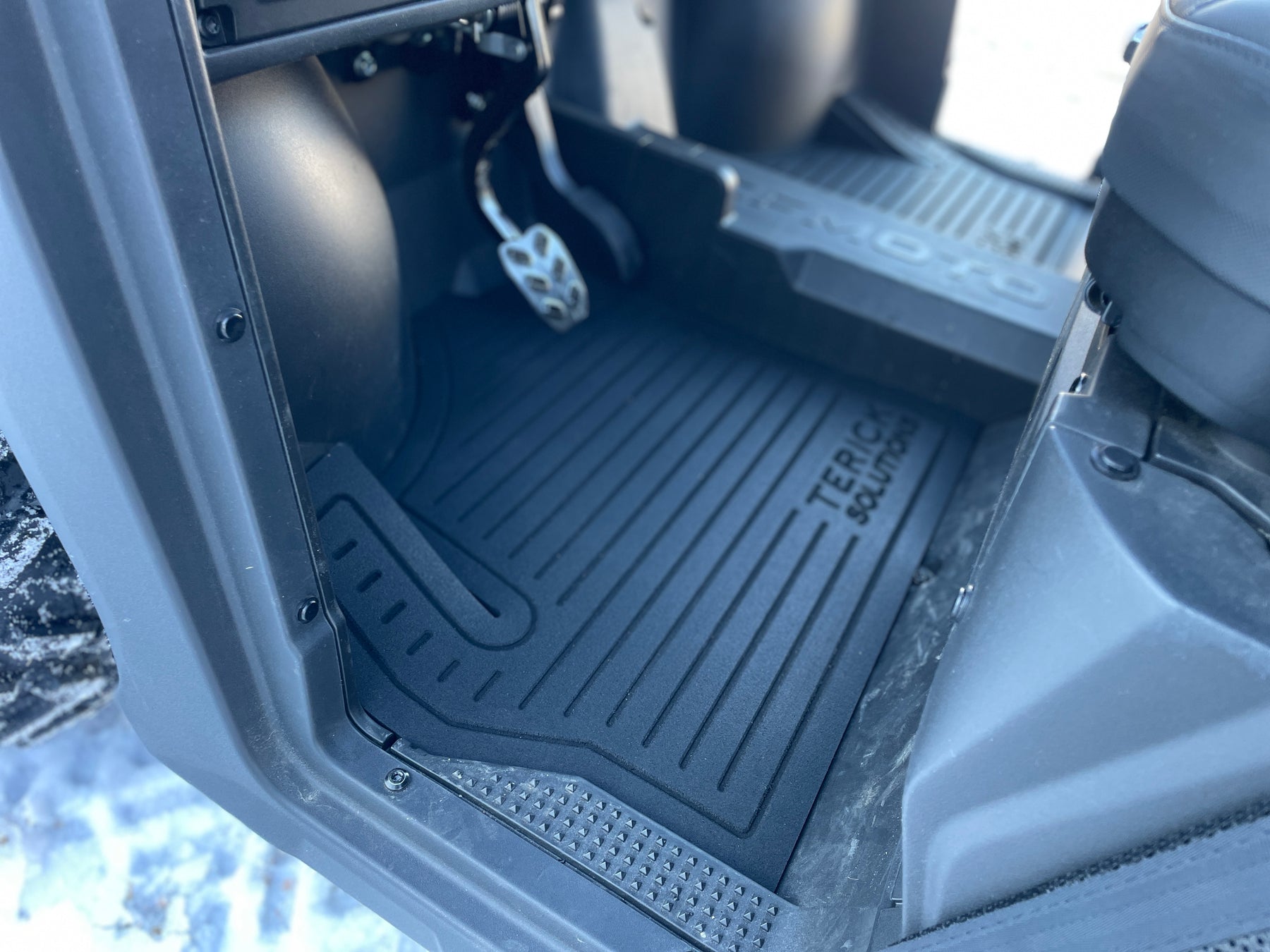 CFMOTO UFORCE 600 Rubber Floor Mats