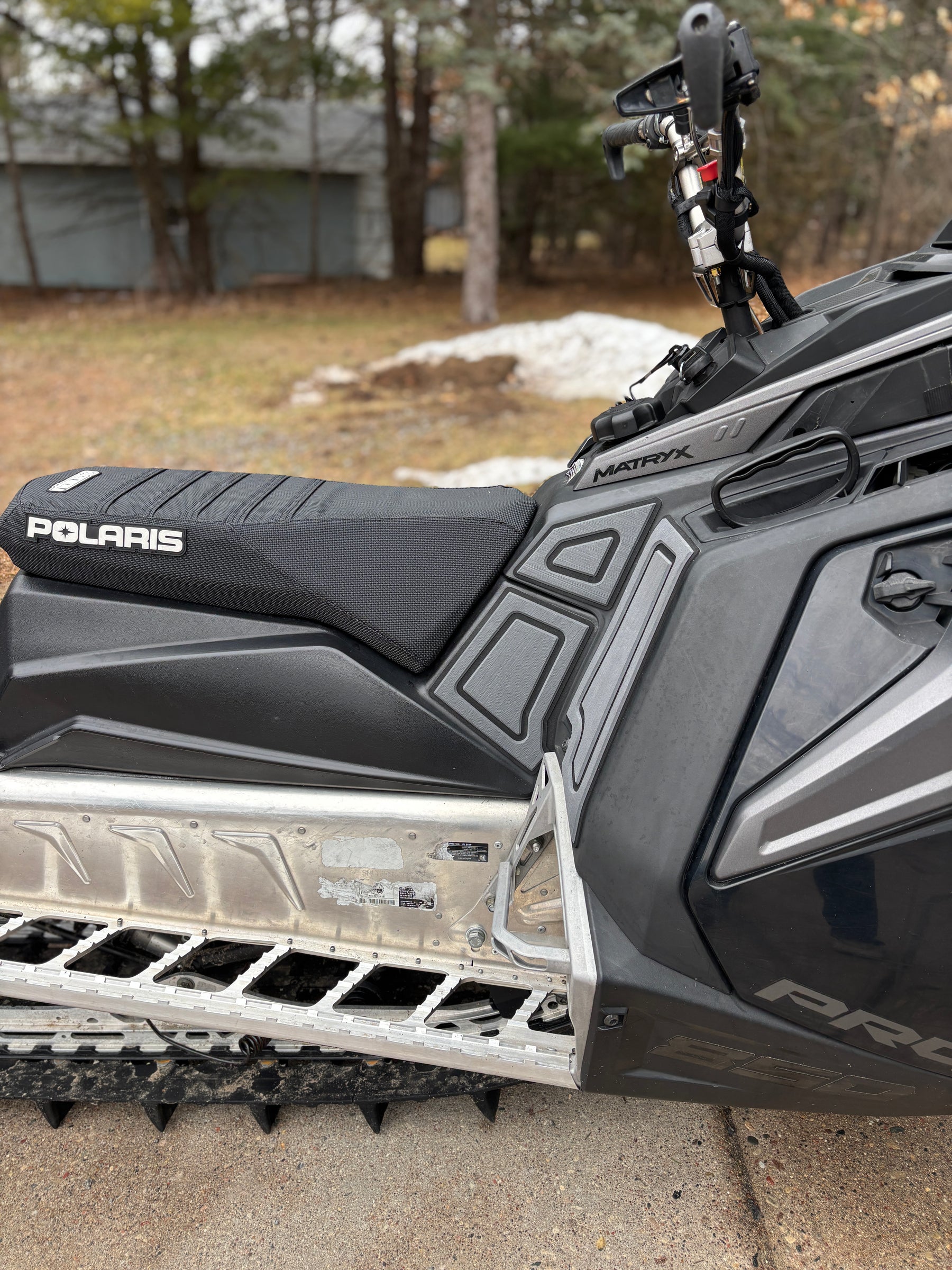 Polaris Matryx RMK/ Khaos/Slash Snowmobile Knee Pads by Terick Solutions